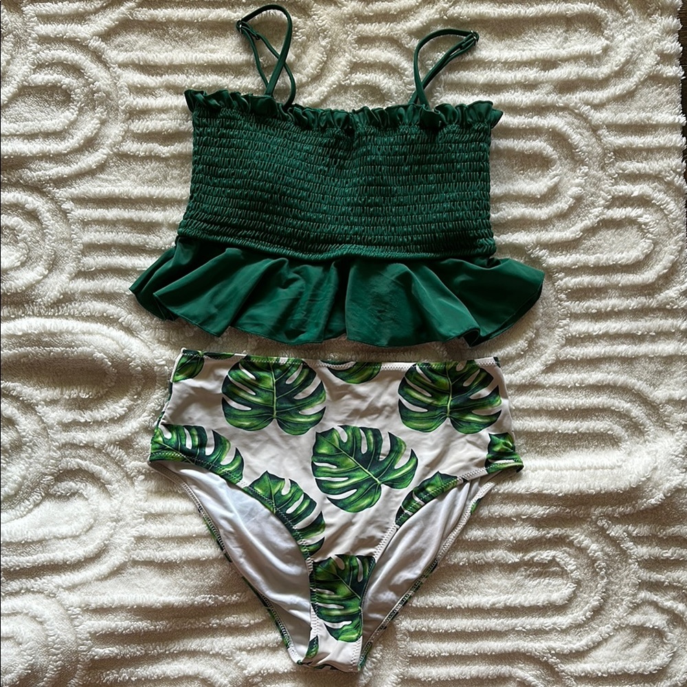 Cupshe Ruffled Bikini Set Full Coverage